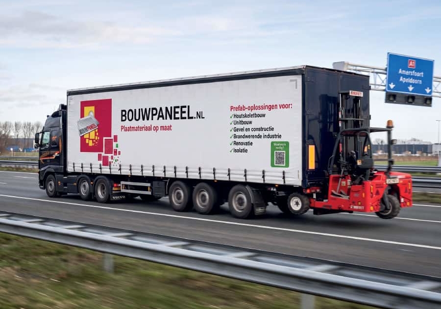 autobelettering-die-bij-de-huisstijl-past Autobelettering die aansluit op de huisstijl en merkidentiteit van het bedrijf